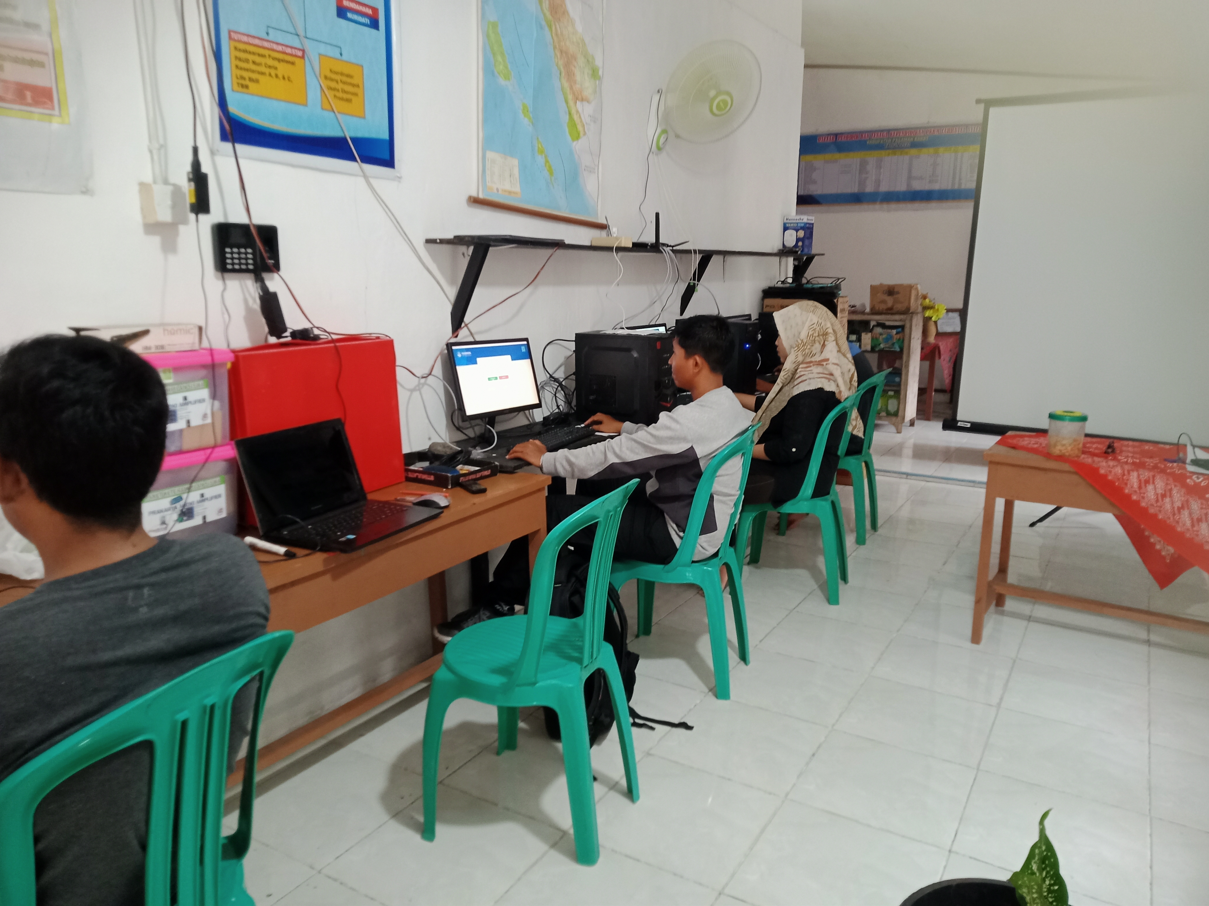 Pelatihan Komputer